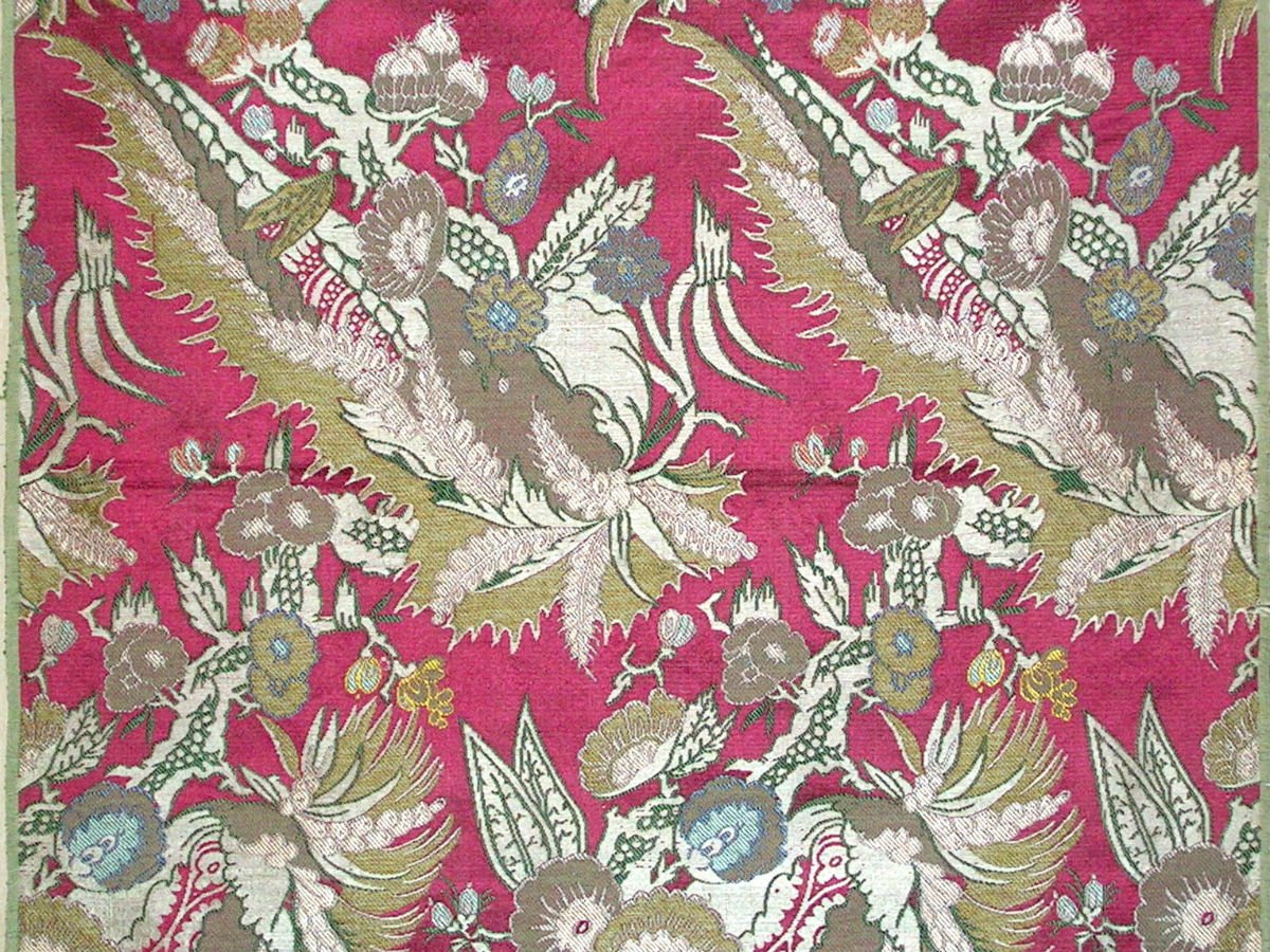 A brocade pattern from the 18th century: the bizarre