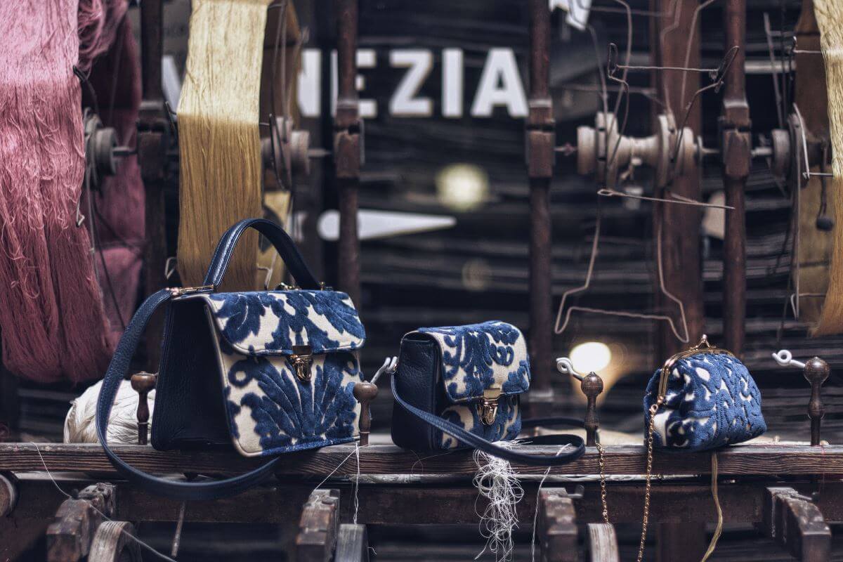 borse di velluto accessori inverno 2018 2019 feste capodanno