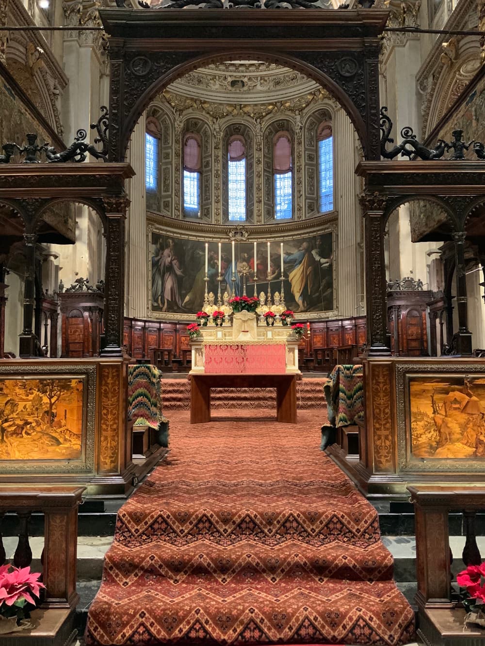 Velluto Leoni Bisantini Granata - Presbiterio Basilica Santa Maria Maggiore Bergamo - Natale 2020 Certificato Fornitore Pontificio Pio XII | Tessitura Bevilacqua